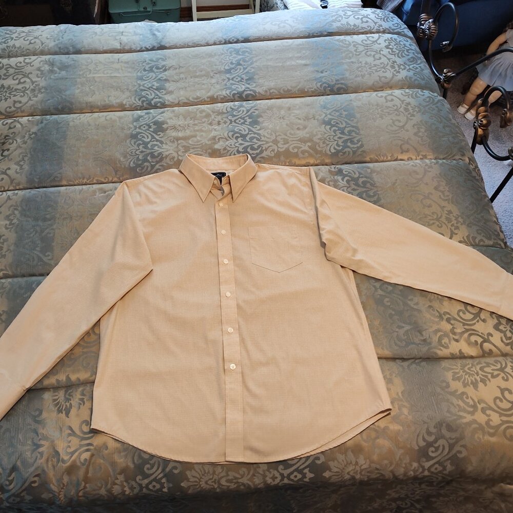 Dockers cream/light tan long sleeve dress shirt, EUC, size L 16/16 1/2